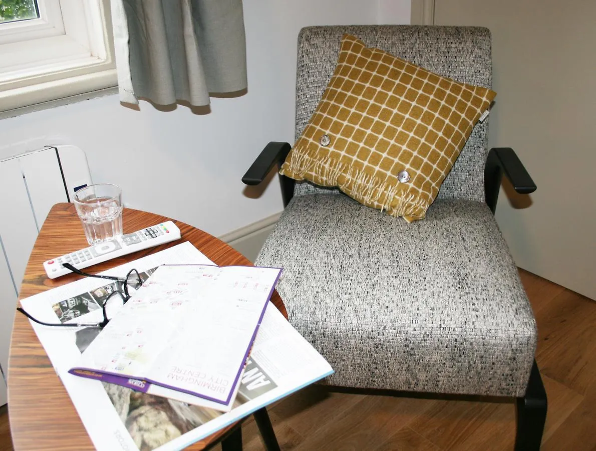Charming Executive Studios Birmingham Apartment