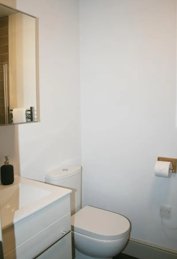 Charming Executive Studios Birmingham 0*,