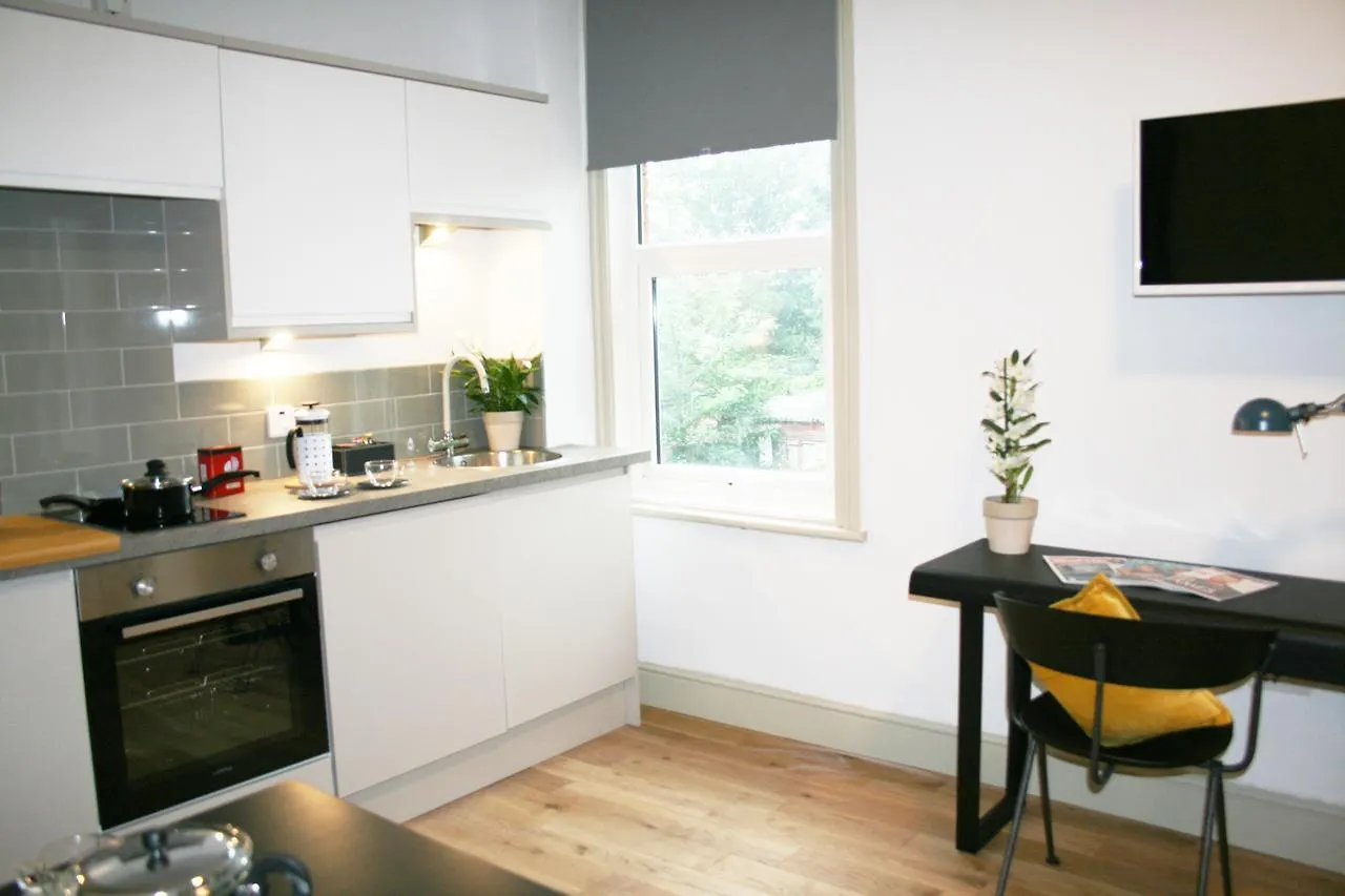 Charming Executive Studios Birmingham 0*,